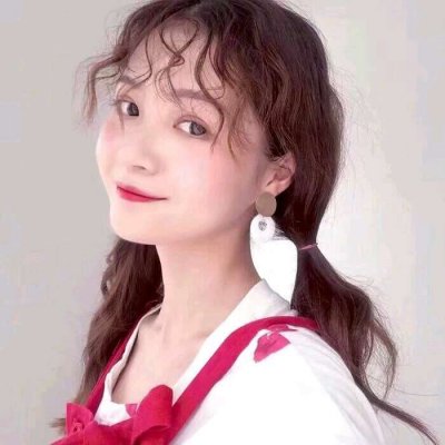 最新流行女生頭像概覽，時尚與個性的完美融合